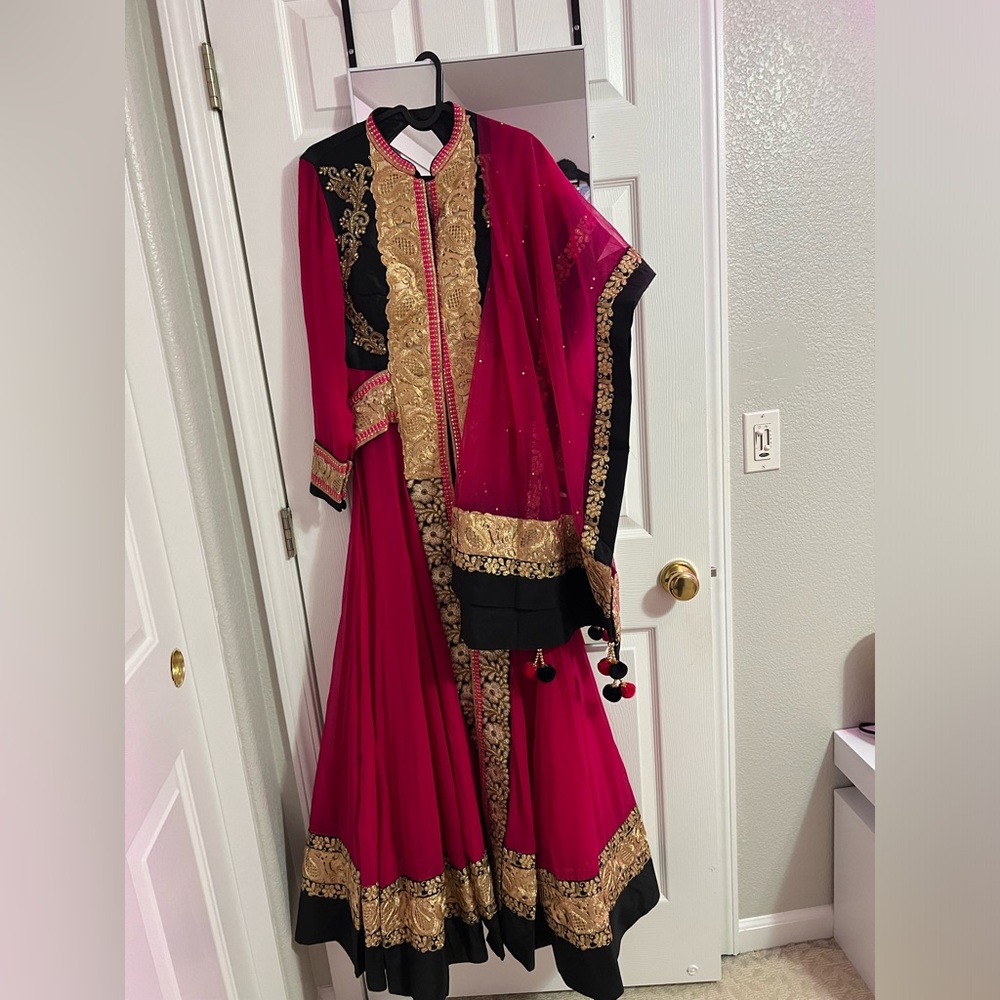 Anarkali suit
